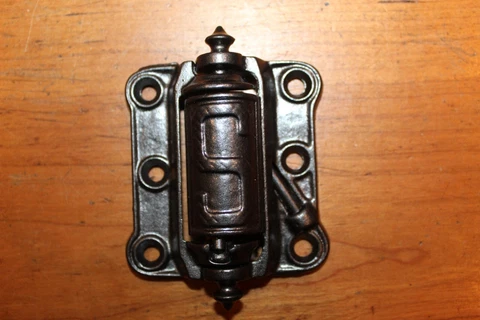 Antique Cast Iron Stover Freeport Ill Spring Loaded Screen Door Hinge D-16 Cover