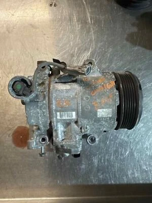 2010-2012 Subaru Legacy 2.5L AC Compressor Assembly OEM 73111AJ00A R134a - Изображение 1 из 3