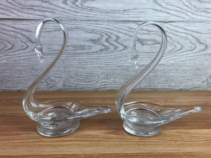 Coppia di piatti a cigno in vetro trasparente ornamenti alti 7,5" - Foto 1 di 7
