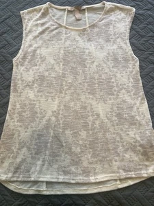 FOREVER 21 CONTEMPORARY WOMENS SLEEVELESS TOP SIZE S - Picture 1 of 4