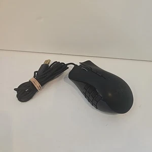 Razer Naga 2012 Gaming Mouse RZ01-0058 Wired 17 Buttons AA - Picture 1 of 5