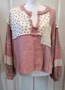 Camisa POL De Gran Tamaño Acolchada Floral Patchwork Talla S Nueva Sin Etiquetas Boho Cottage Core Cuello en V - Imagen 1 de 8