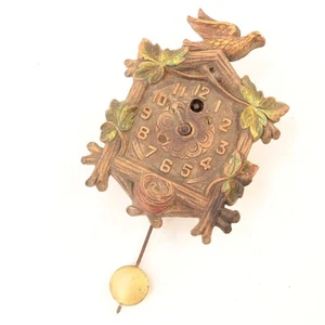 Keebler Pendulette Clock Clock Co. Novelty Clock - Early - XC330 - Picture 1 of 3