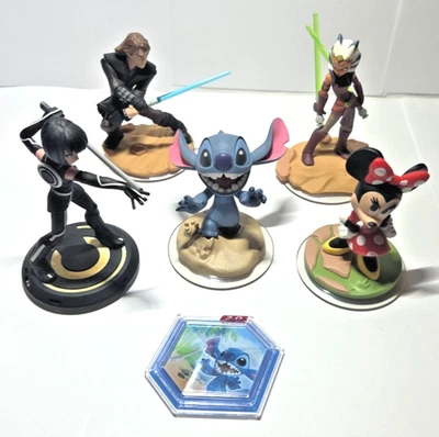 Lote de 5 figuras Disney Infinity Quorra, Minnie Mouse, Stitch y Star Wars Foto 1 de 4