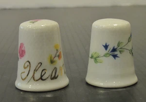 DOS DEDALES VINTAGE LIMOGES FRANCIA FLORAL uno con nombre ILEAN COMO NUEVO - Imagen 1 de 6