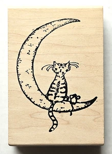 American Art Stamp CAT & MOUSE Sitting on CRESCENT MOON Cute Friend Rubber Stamp - Picture 1 of 3