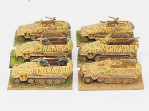 15MM WW2 TEDESCO SDKFZ 251 (4 VARIANTI) X 6. DIPINTO. BLU 486 - Foto 1 di 7