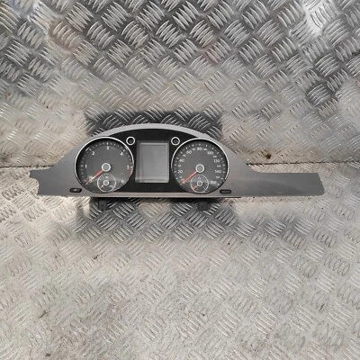 2010 VOLKSWAGEN PASSAT B6 SPEEDOMETER INSTRUMENT CLUSTER 3C0920972J #1 - Image 1 of 4
