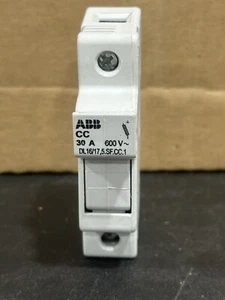 ABB 3P, 30A CC Sicherungshalterblock mit durchgebrannter Sicherungsanzeige einzeln - Bild 1 von 2