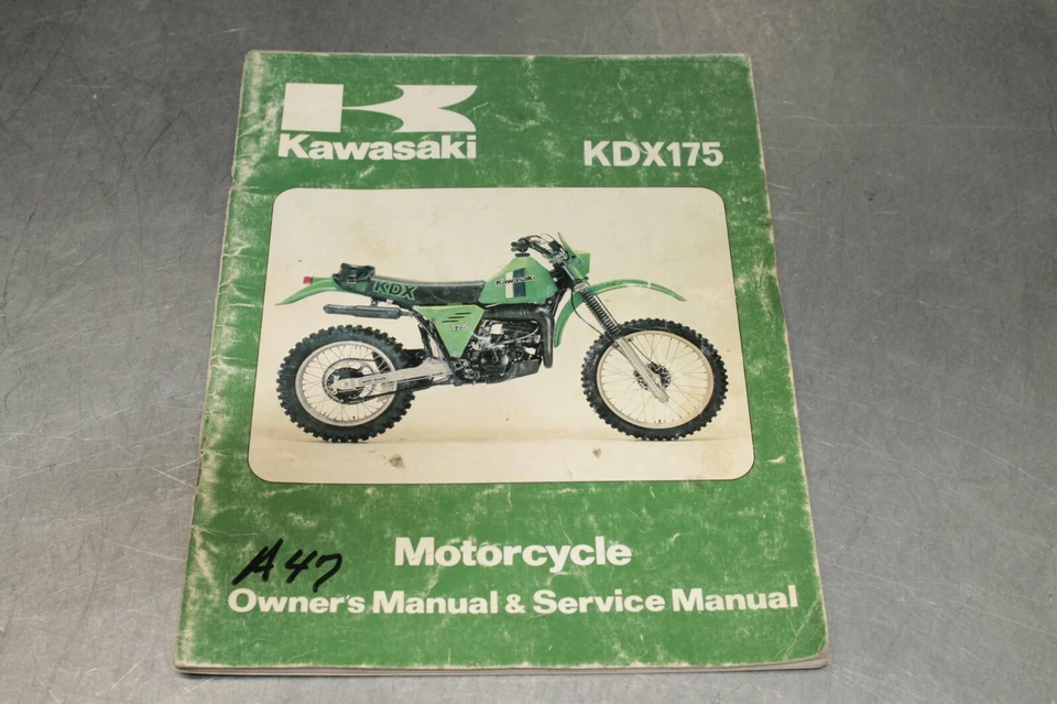 Nice OEM 1980 Kawasaki KDX175 Motorcycle Manual PN#99920-1122-01 Foto 1 de 1