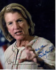 SENADORA SHELLEY MOORE CAPITO FIRMADO 8x10 - Republicana/Virginia Occidental - Imagen 1 de 1