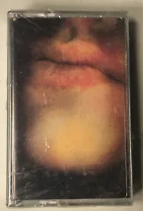 PJ HARVEY - DRY (1997) SEALED CASSETTE MADE IN TURKEY - Picture 1 of 2