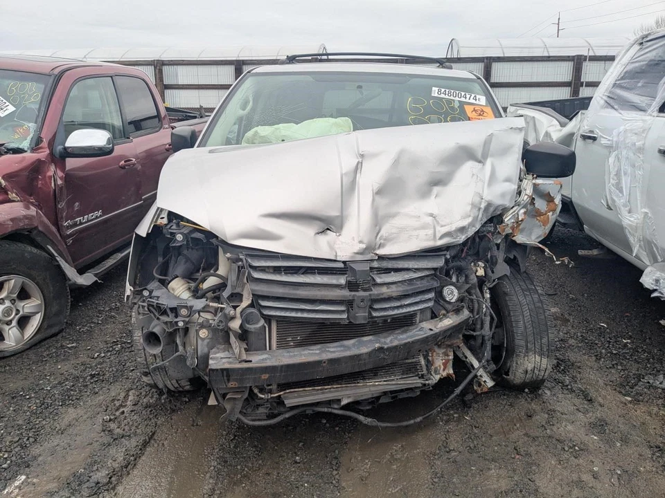 Módulo de control electrónico ECM del motor 3,3 L compatible con caravana 08-09 28893996 Foto 1 de 4