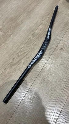 Riser Bar FSA Gradient Carbon Low Rise Handlebar 35 x 20mm x 800mm Riser Bar New - Image 1 of 2