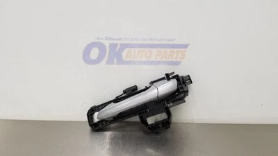 14 MANIJA PUERTA EXTERIOR TRASERA MERCEDES BENZ AMG E63 CONDUCTOR IZQUIERDO CROMO PLATEADO Foto 1 de 4