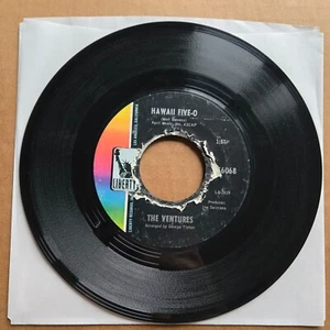 THE VENTURES Hawaii Five-O/Soul Breeze 45 7" Record Vinyl Records - Picture 1 of 2