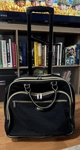 Baggallini 2 Wheel Rolling Tote Carry On Luggage - Picture 1 of 6