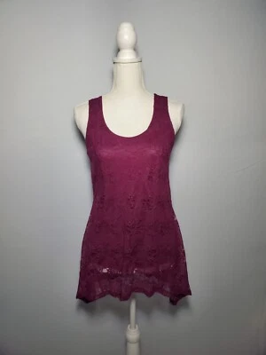 One World Burgundy Flowy Lace Tank Top Asymmetrical Hem Women's Size Small. - Image 1 of 4