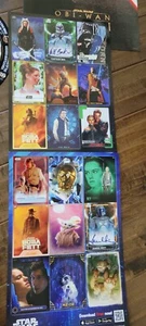2022 STAR WARS FEIER TOPPS KARTENHÄNDLER POSTER 2ER SET BOBA FETT REY C-3PO - Bild 1 von 1