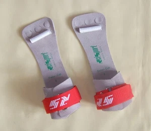 Reisport - Reck, 3-Loch roter Klettverschluss und Rolle *Top Product-Swissmade* - Bild 1 von 7