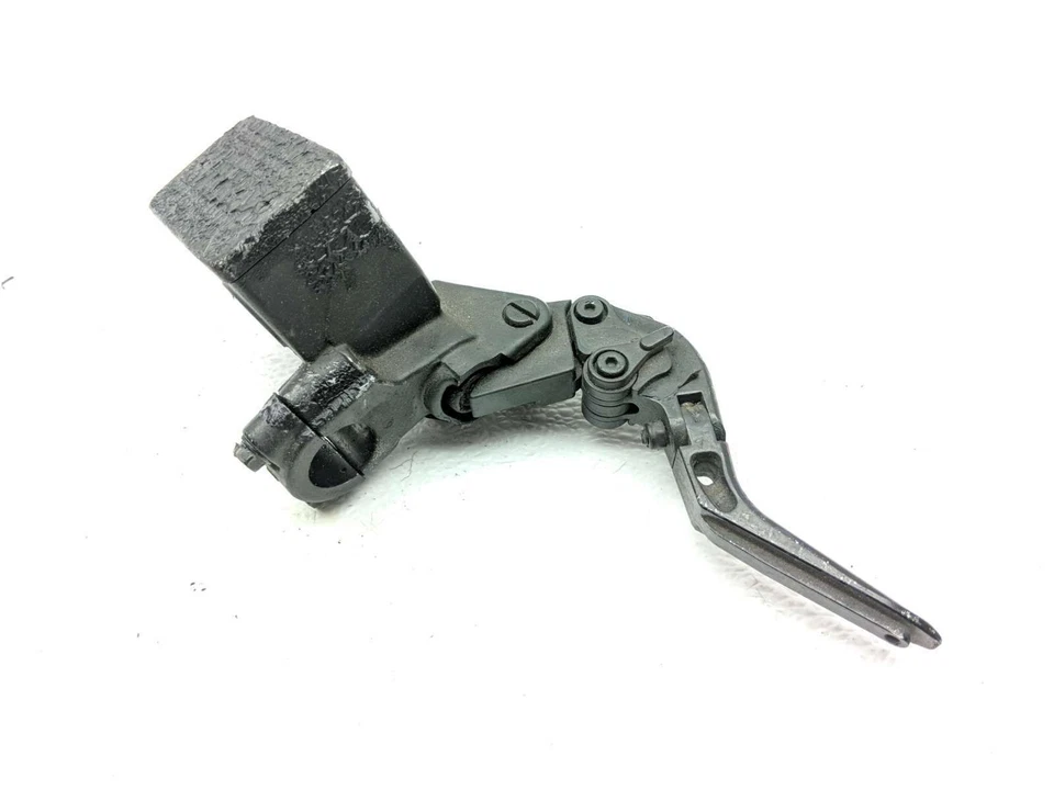 99 07 Cilindro maestro de freno delantero Suzuki Hayabusa GSX1300R con palanca Foto 1 de 4