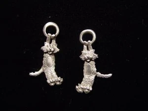 "JJ" Jonette Jewelry Silver Pewter 'Hang in there Baby' CAT Pierced Earrings - Picture 1 of 1