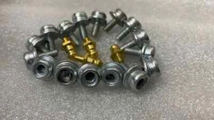 Suzuki Samurai Sierra SJ410 SJ413 Jimny Gypsy Soft Top Snap Fastner Hooks Studs - Foto 1 di 3