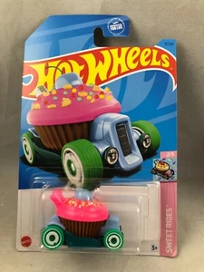 Hot Wheels 2023 Sweet Rides 2/5 Sweet Driver Pink 5/250 - Picture 1 of 1