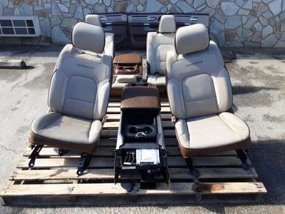 RAM 1500 2019-2025 cuero asientos Laramie doble cabina quinta generación interior 6 tacos 20 21 22 Foto 1 de 4