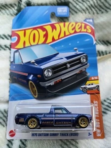 Hotwheels 1975 Datsun Sunny Truck (B120) SUPER TREASURE HUNT - Picture 1 of 4