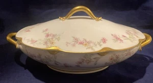 Haviland Oval Covered Vegetable Dish - Pink Roses - Schleiger 261E - Picture 1 of 11
