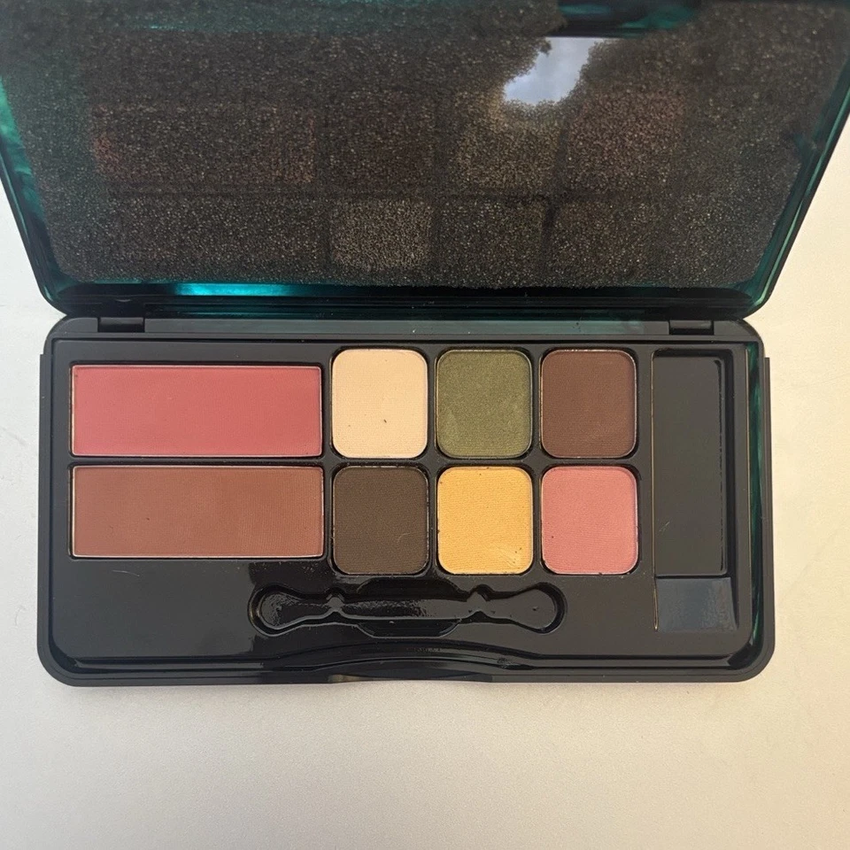 Princess Marcella Borghese Makeup Palette 2 Blush Colors 6 Shadows New - Image 1 of 4