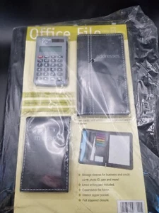 File da ufficio più accessori nuovissimi cartella file calcolatrice blocco memo - Foto 1 di 3