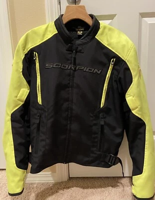 Chaqueta de motocicleta de nailon para hombre Scorpion EXO Torque 2014 mediana buen estado NEÓN Foto 1 de 4