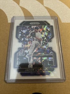2022 Panini Prizm White Wave Prizm Jacob DeGrom Card # 27 - Mets