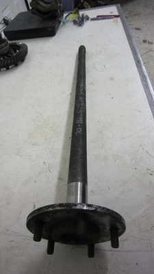 GM 1970-81 CHEVY GMC 2WD PICKUP TRUCK GM 12 BOLT REAR AXLE SHAFT 30 SPLINE 5-LUG Foto 1 de 4