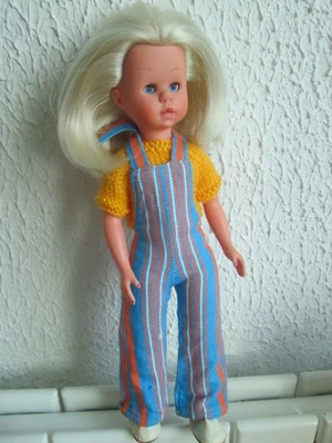 mignonne poupée Italocrémona Nancy en parfait état , cheveux superbes + habits - Immagine 1 di 4