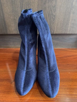Giuseppe Zanotti Bimba90 sparkle stretch-velvet bootie with logo EU 39. $1200 - Image 1 of 4