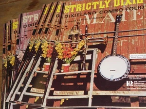 Set of 8 STRICTLY DIXIE Dixieland Combo Folio - Arranged by Will Schaefer - Picture 1 of 2