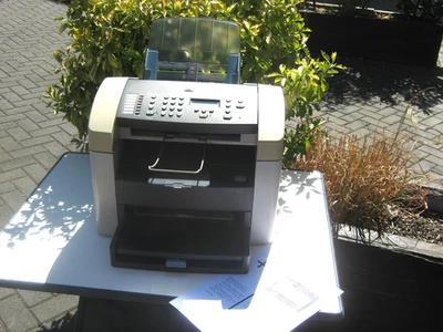 HP LaserJet 3015 All-in-One Laser Printer Q2669A - Bild 1 von 4