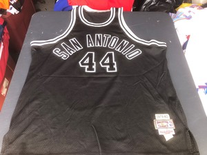 gervin jersey