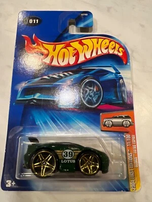 Hot Wheels 2004 FE #11 Blings Lotus Esprit green,crease on top of card - Image 1 of 2