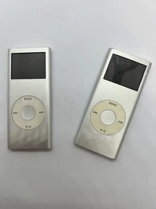 Apple argento 2 GB iPod Nano 2a generazione modello A1199 X2 per parti di ricambio - Foto 1 di 3