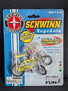 1:18 Schwinn Stingray Lemon Peeler chopper bicycle keychain MOC working features - Picture 1 of 5