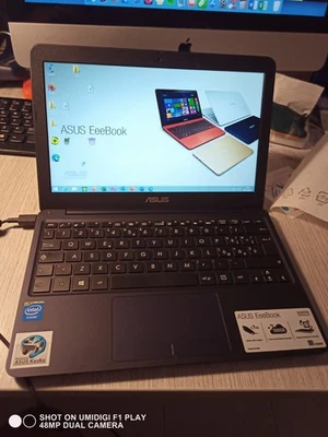 Asus  EEEBOOK X205 - Immagine 1 di 4