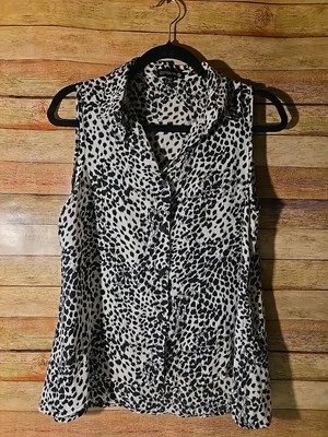 Хлопковая женская блузка без рукавов с гепардовым принтом на пуговицах размер XS - Изображение 1 из 3