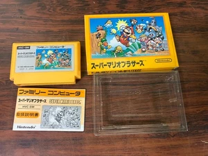 SUPER MARIO BROS. Famicom Nintendo NES mit Box HVC-SM getestet Japan AA5 - Bild 1 von 3