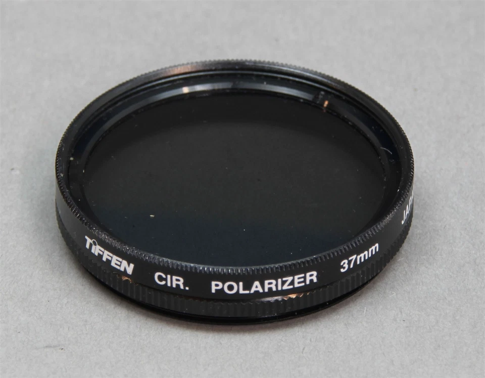 37mm Screw-In Filter TIFFEN Circular Polarizer CP Made in Japan - Image 1 of 1