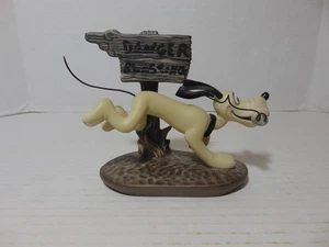 WDCC PLUTO The Delivery Boy Dynamite Dog Porcelain Figurine - Picture 1 of 11