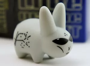 Kidrobot Kozik Series Mini Lore of the Labbit 1.5" Grey Alien Zeta Figure - Picture 1 of 3